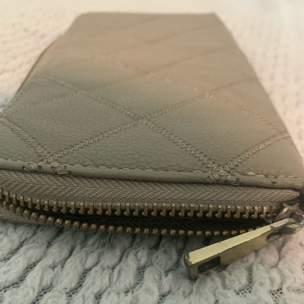 BDG gray wallet